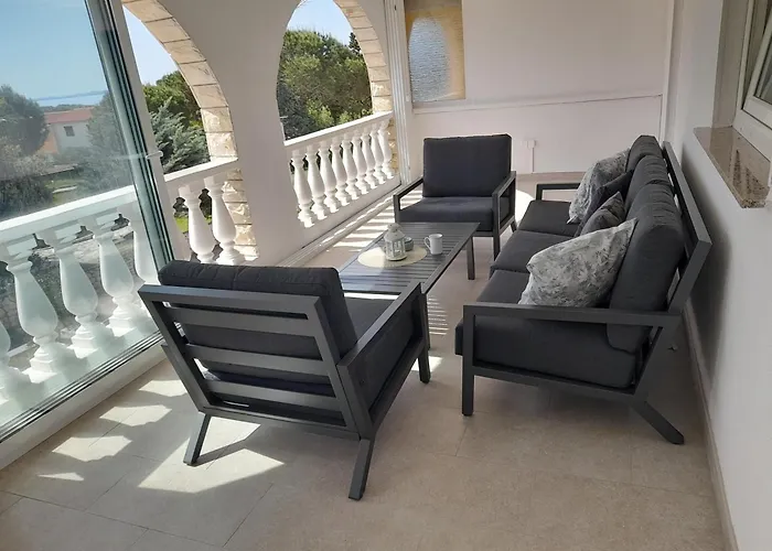 Apartment Megy