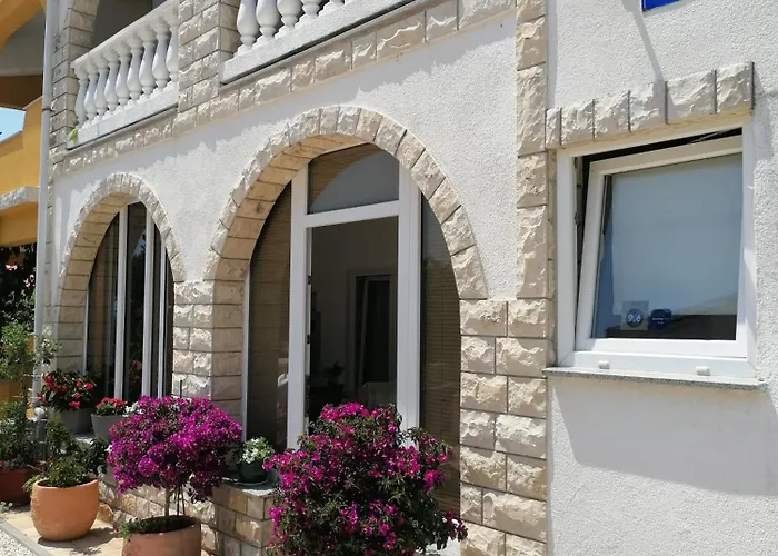 Apartment Megy