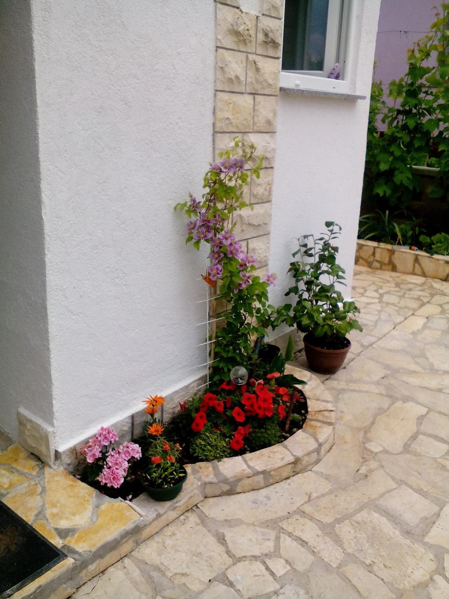 Apartment Megy
